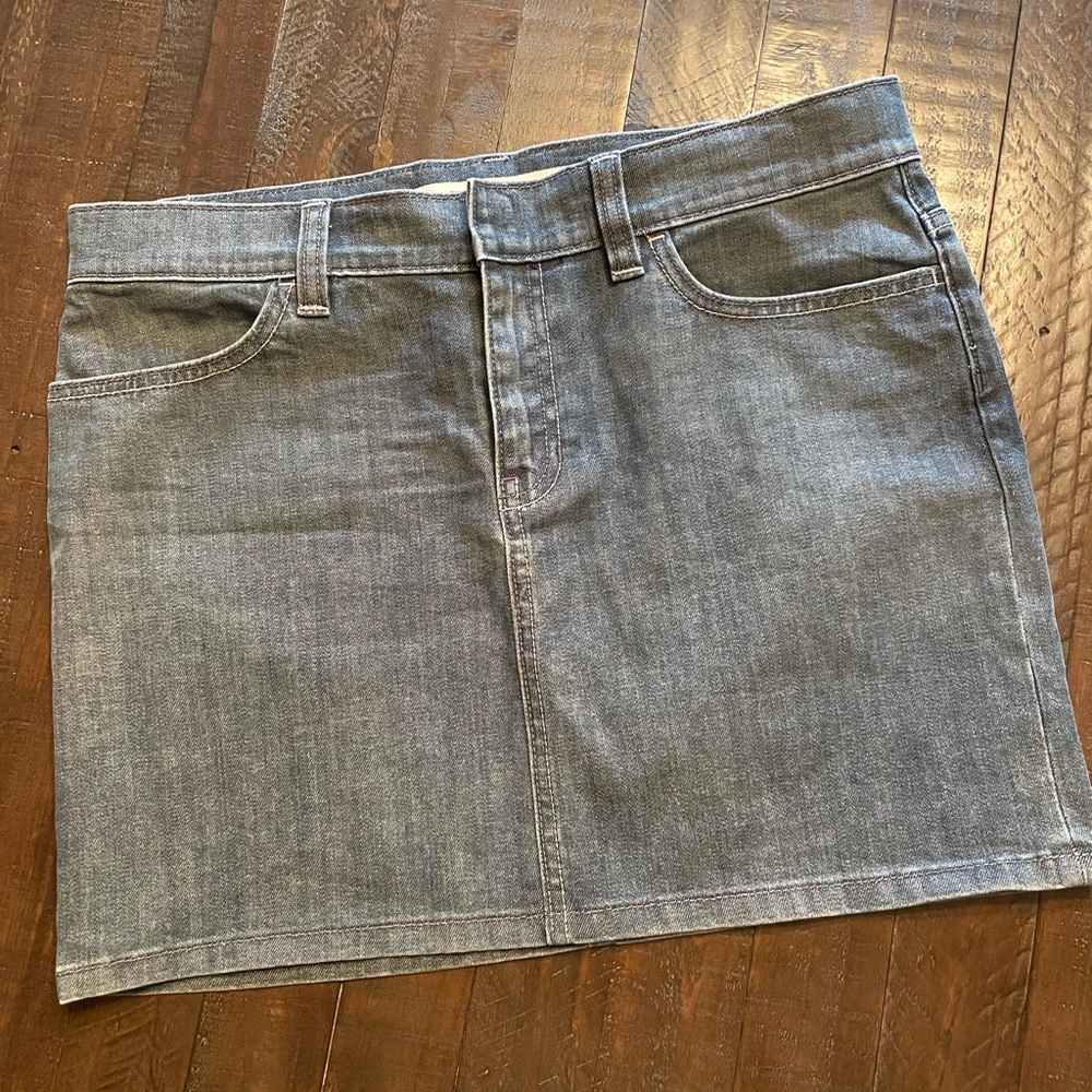 GAP Classic Denim Mini Skirt